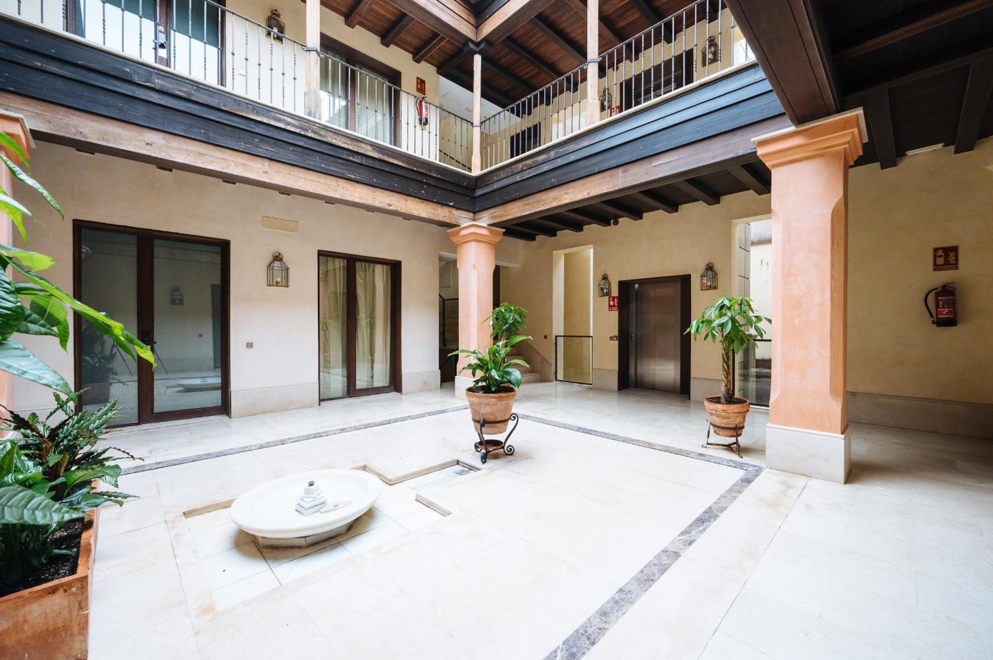 Apartamentos La Vistosona Σεβίλλη Εξωτερικό φωτογραφία