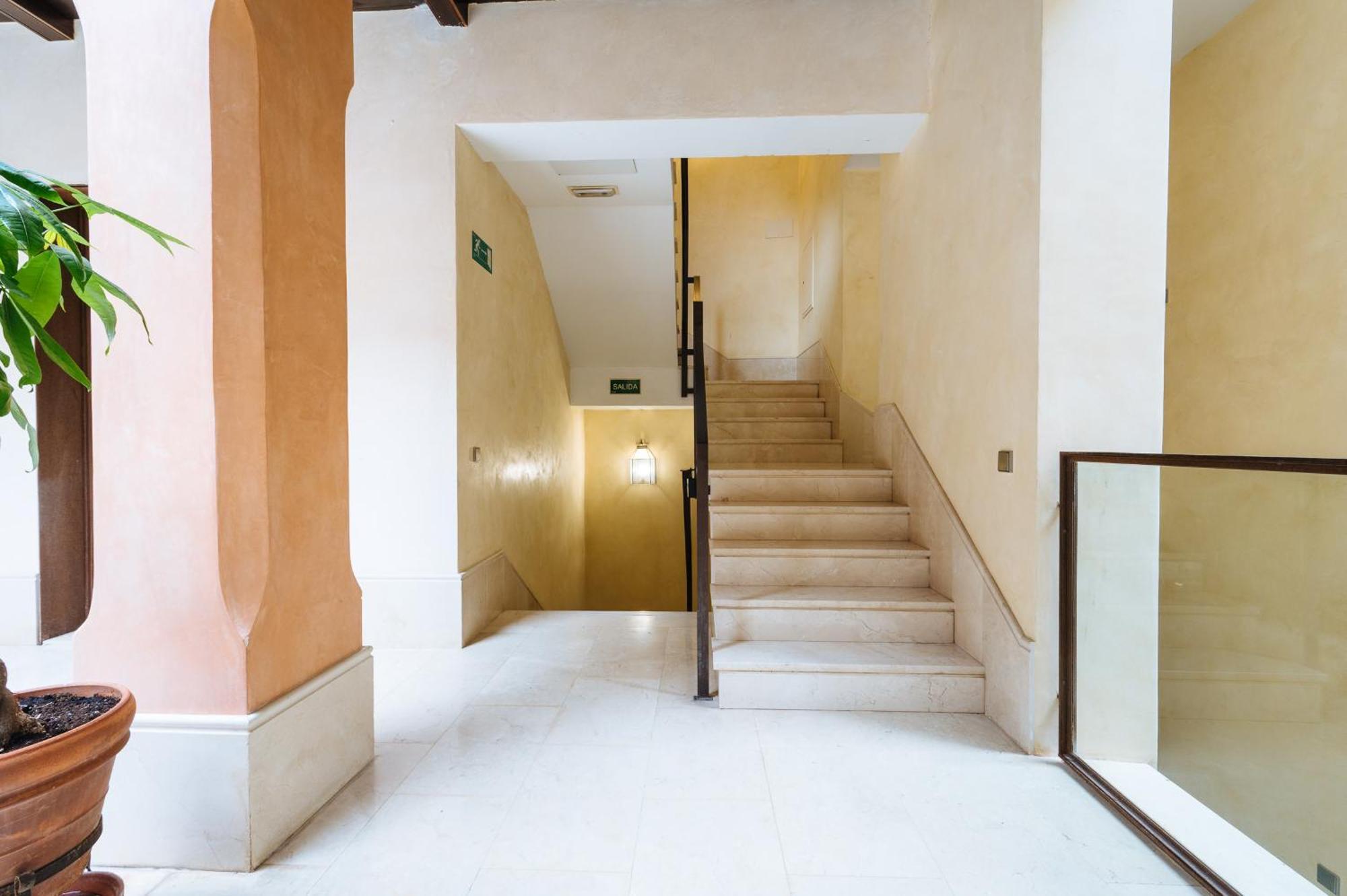 Apartamentos La Vistosona Σεβίλλη Εξωτερικό φωτογραφία
